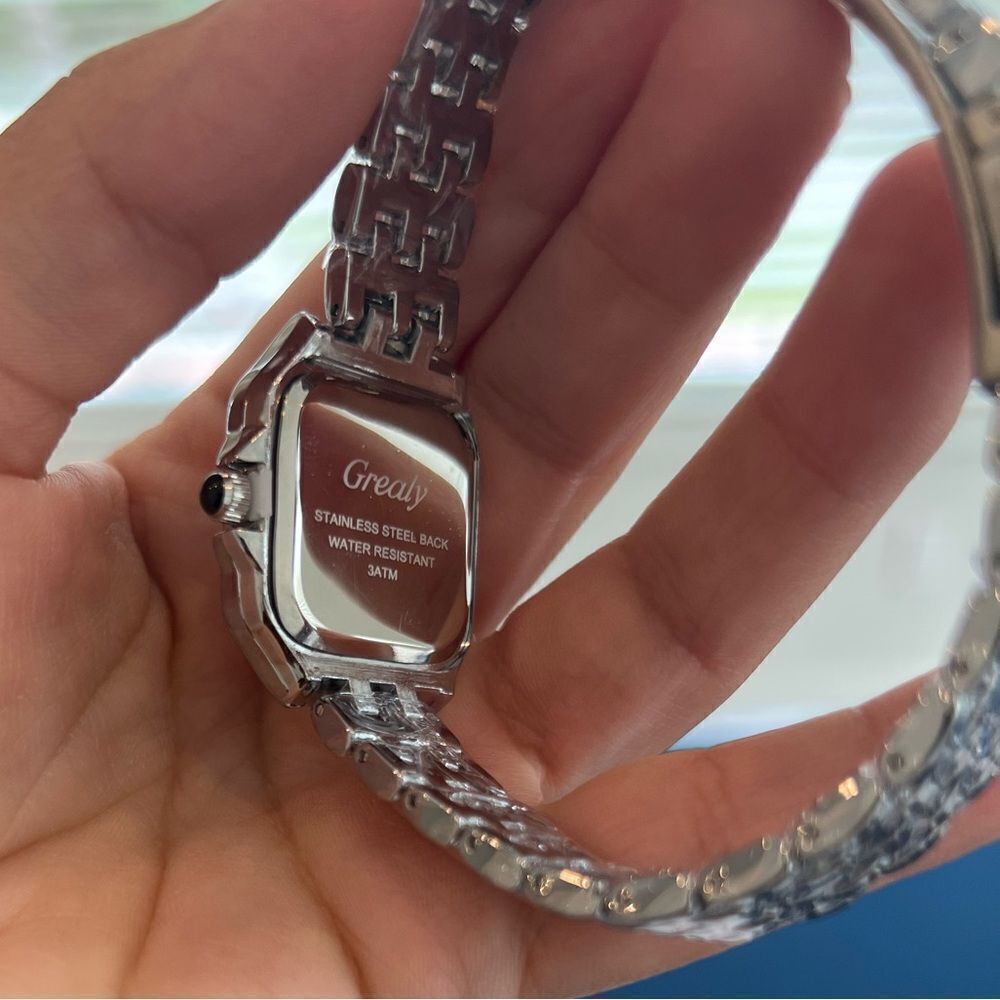 Panthere classic Silver Watch & LOVE Bracelet Set - Timeless Style - Picture 7 of 7